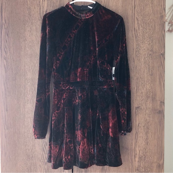 NWT Free People Onyx Velvet Open Back Romper 6 - Picture 5 of 10